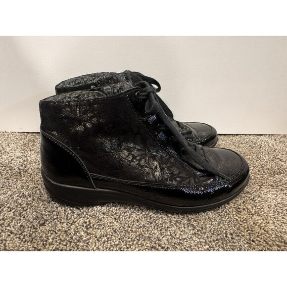 Semler Ladies Zip Up Shiny Black Ankle Sneaker Boots Size 7 EUC - Picture 2 of 8